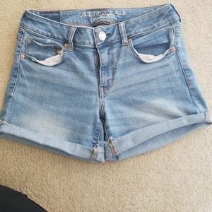 American Eagle Shorts womens size 8. Super Stretch